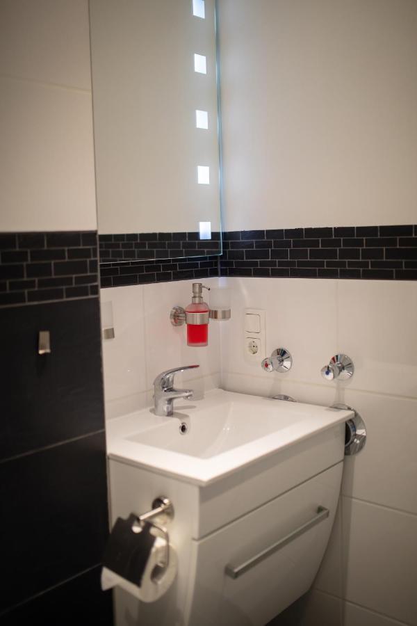 Moselblick Am Waldrand Appartement Verbandsgemeinde Verbandsgemeinde Traben-Trarbach Buitenkant foto