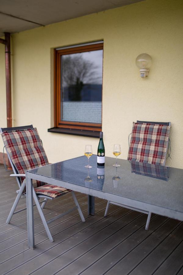 Moselblick Am Waldrand Appartement Verbandsgemeinde Verbandsgemeinde Traben-Trarbach Buitenkant foto